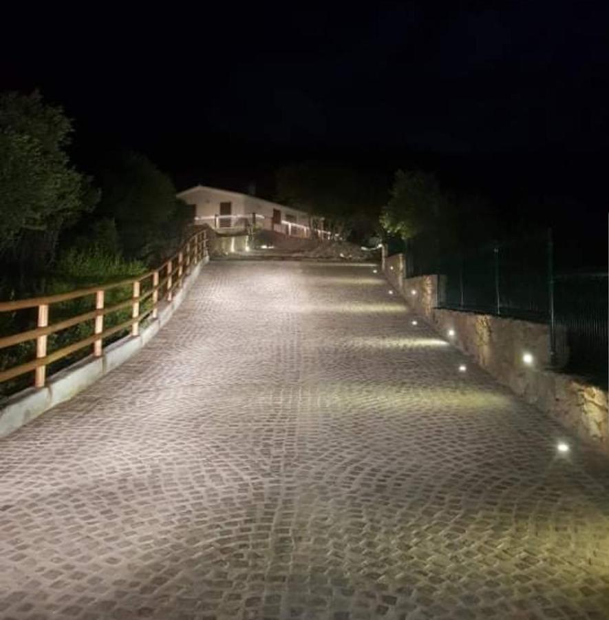 بالاو Tenuta Petra Manna المظهر الخارجي الصورة