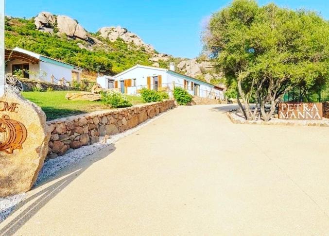 بالاو Tenuta Petra Manna المظهر الخارجي الصورة