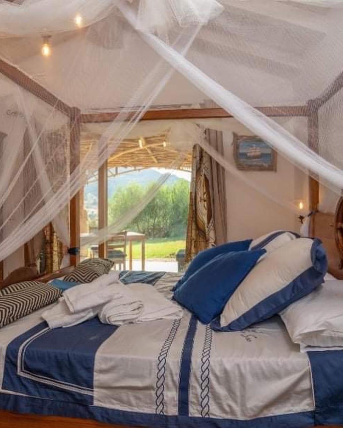 بالاو Tenuta Petra Manna المظهر الخارجي الصورة